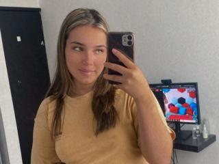 CelesteMitchell - Live sex cam - 18389334