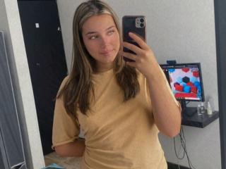 CelesteMitchell - Live sex cam - 18389354