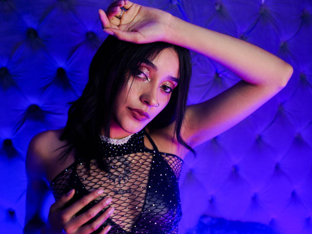SalomeMille - Live porn &amp; sex cam - 18389962