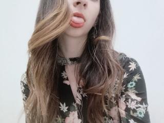 WollyMolly - Live sex cam - 18391082