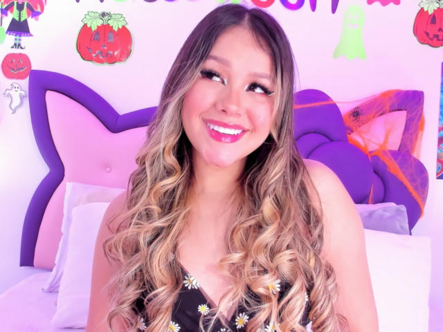 LilaLutz - Live porn &amp; sex cam - 18392510