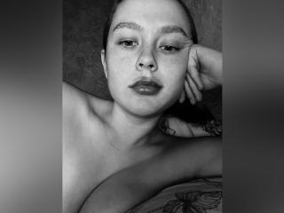 Kisa69x - Sexe cam en vivo - 18392738