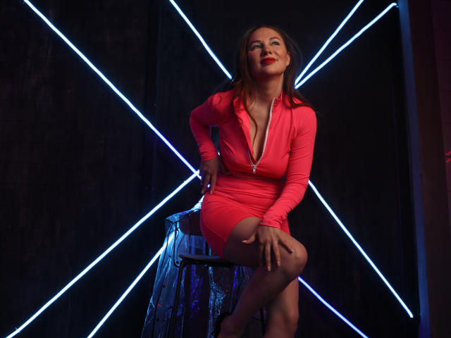 DashaHart - Live Sex Cam - 18402538