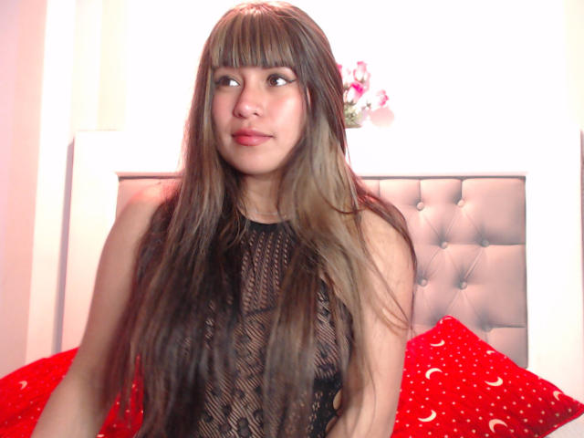 YeryMadison - Live porn &amp; sex cam - 18411130