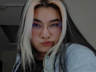 LilyCooper - Sexe cam en vivo - 18411242