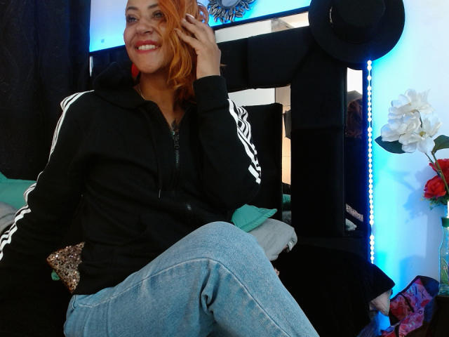 AlyssaSummers - Live sex cam - 18413314