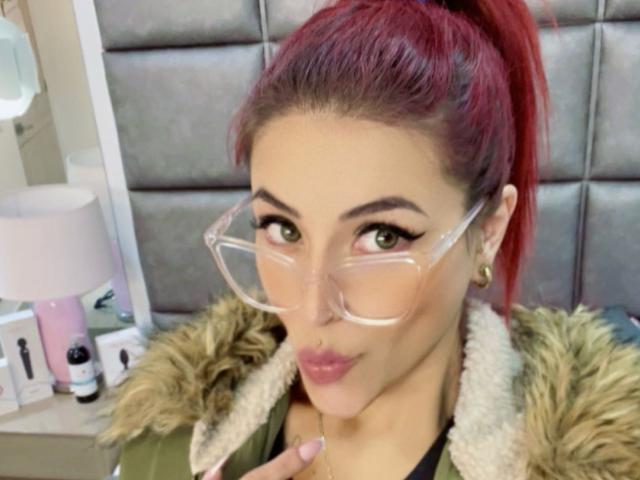 AlissaBrown - Live porn &amp; sex cam - 18415518
