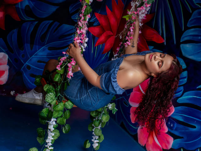 AliceMorgans - Live Sex Cam - 18417146