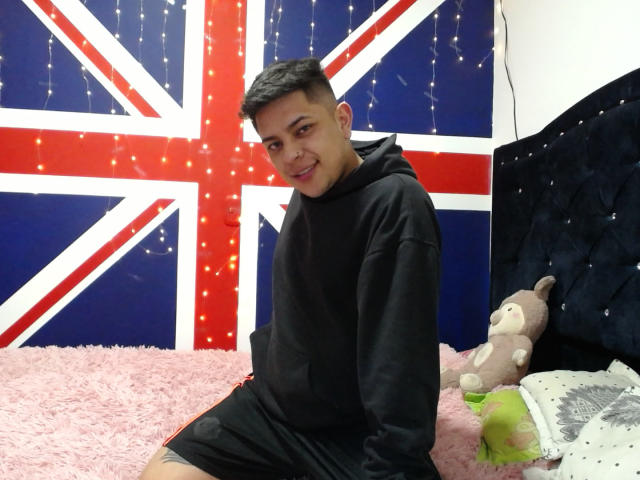 DavidKing - Sexe cam en vivo - 18424606