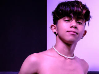DannySantoro - Live sex cam - 18430870