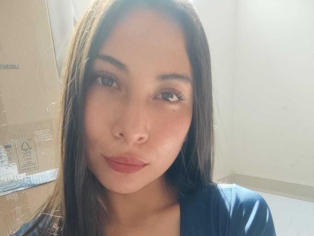 AnnieeD - Live sex cam - 18433086