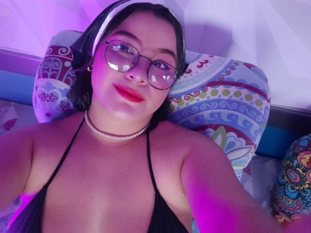 CassandraSexy - Live porn &amp; sex cam - 18436722