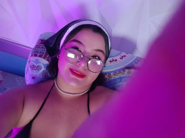 CassandraSexy - Live sex cam - 18436726