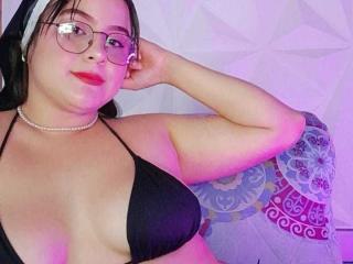 CassandraSexy - Live porn & sex cam - 18436778