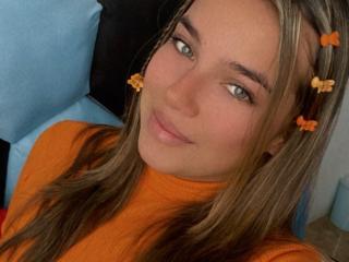 CelesteMitchell - Live sex cam - 18446246