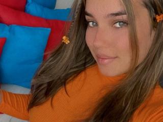 CelesteMitchell - Live sex cam - 18446274