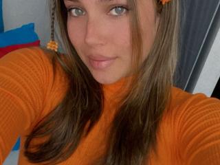 CelesteMitchell - Live sex cam - 18446282