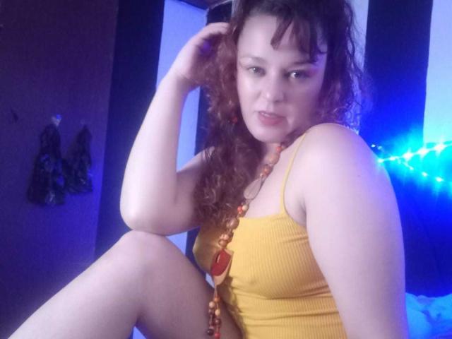 AmandaHotL - Live porn &amp; sex cam - 18448050