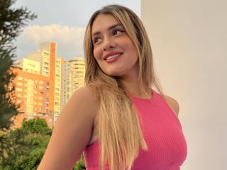 MartinaRojas - Live sex cam - 18450674