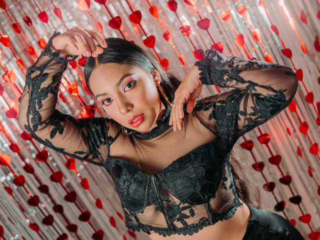 Emilily - Live porn &amp; sex cam - 18452322