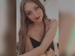 DanielaEvans - Live Sex Cam - 18453878