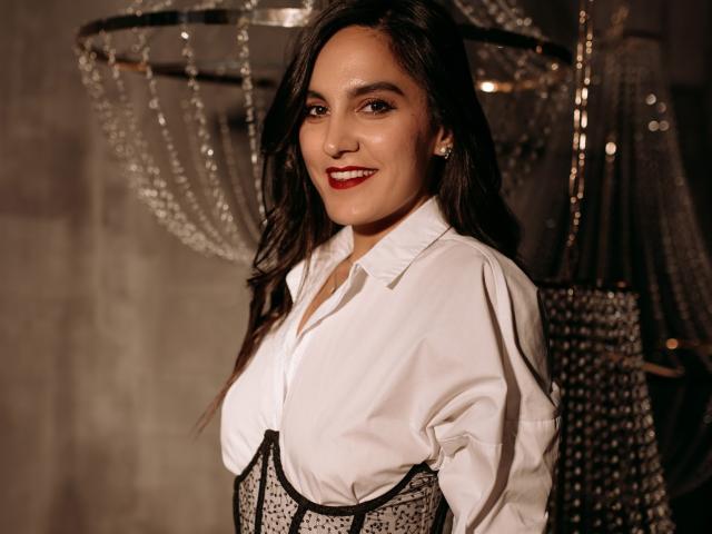 AnnaDutton - Live sexe cam - 18456570