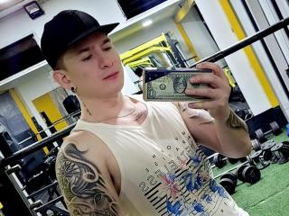 StevenTyler - Live sex cam - 18458670
