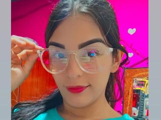 TalianaSquirt - Live sex cam - 18464422