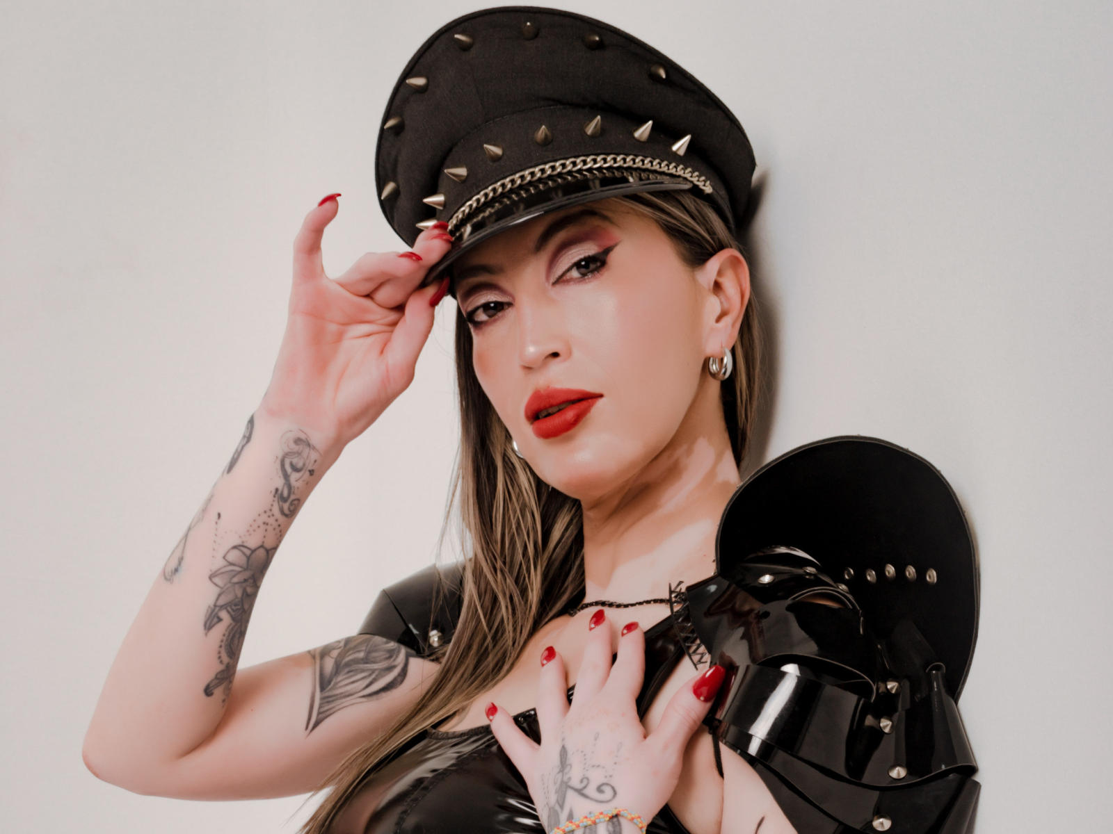 AngieHundin - Live sex cam - 18468834