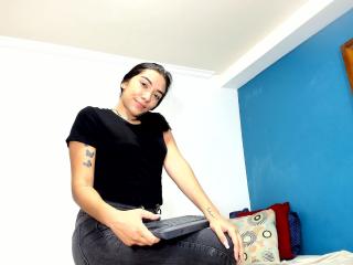 SharonKlart - Live sex cam - 18473358