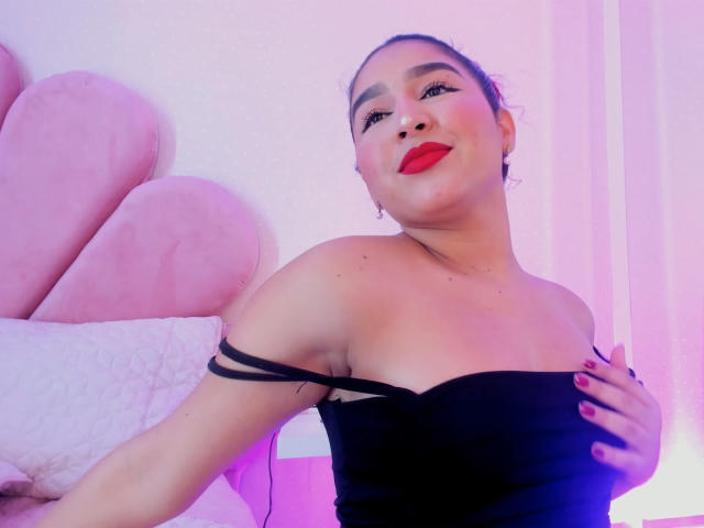 SaraSpanic - Live Sex Cam - 18478966