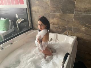 FrancheskaPierce - Live porn &amp; sex cam - 18488262