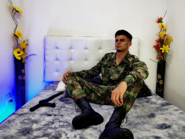 KevinMiller - Sexe cam en vivo - 18489918