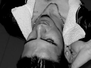 KevinMiller - Live Sex Cam - 18490498