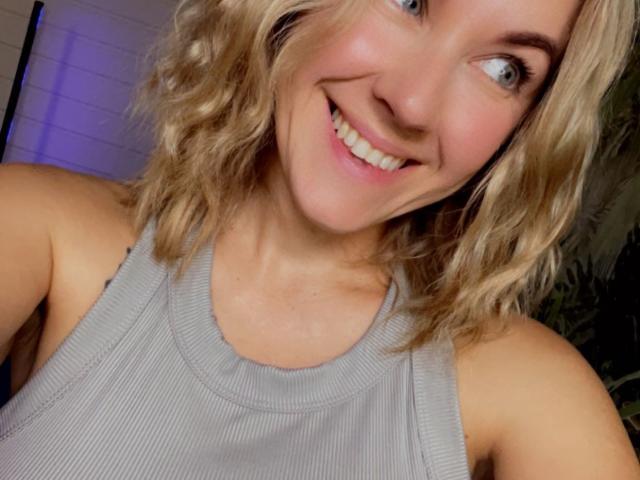 Misstyk - Live porn &amp; sex cam - 18497694