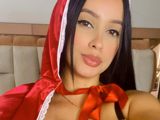 EmilyParkerr - сексуальная веб-камера в реальном времени - 18503382