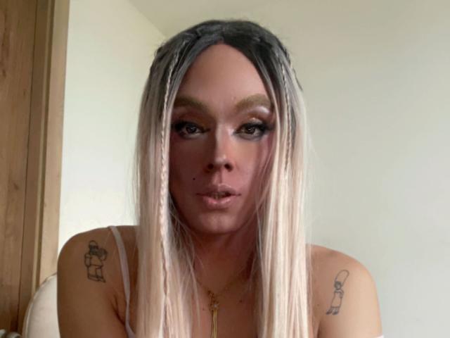 ValeryNicolxSantana - Live sex cam - 18506534