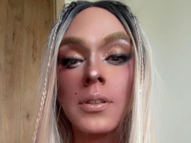 ValeryNicolxSantana - Sexe cam en vivo - 18506538