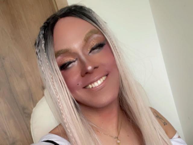 ValeryNicolxSantana - Live Sex Cam - 18506554