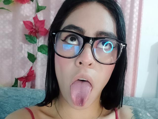 StellaBeckker - Live sex cam - 18510354