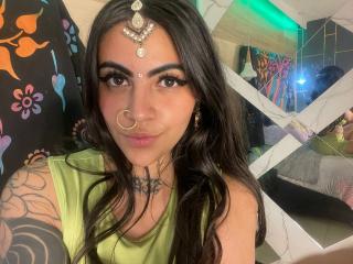 CoriPaige - Live Sex Cam - 18510606