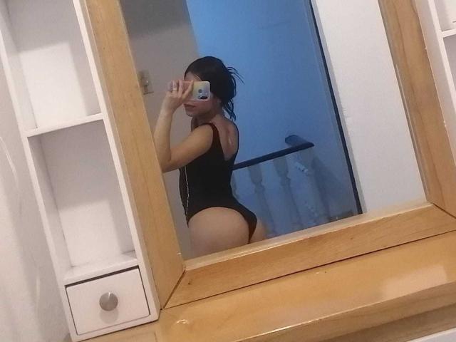 KorneliaX - Sexe cam en vivo - 18518078