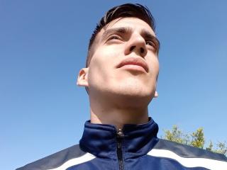 CoolAttraction - Live Sex Cam - 18520006