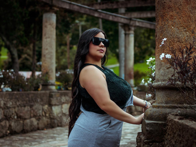 AshleyBiker - Live sexe cam - 18526606