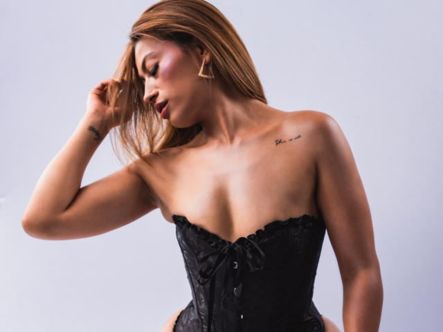 NathyDiaz - Live sex cam - 18536170