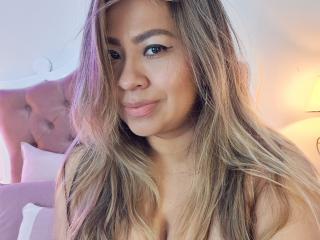 ValeriaFranco - Live porn &amp; sex cam - 18536302