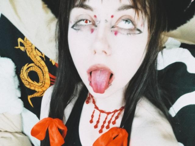 EmyKami - Sexe cam en vivo - 18545438