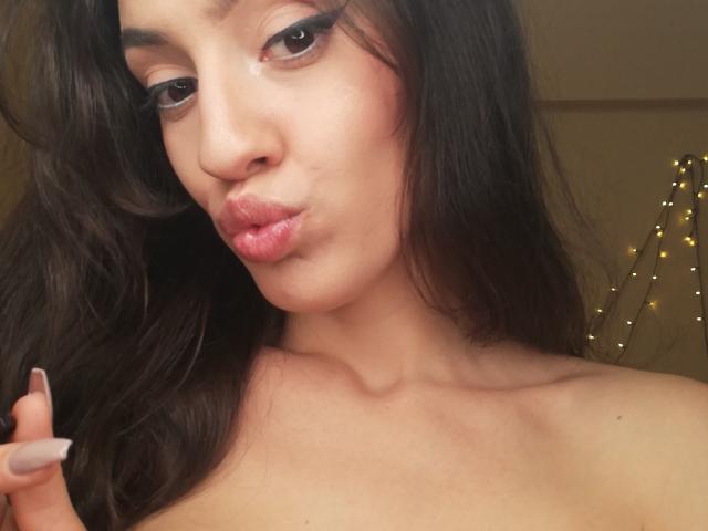 VievienneClemente - Live porn &amp; sex cam - 18555702