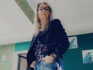 CoreCleo - Camera khiêu dâm &amp; quyến rũ trực tiếp - 18557946