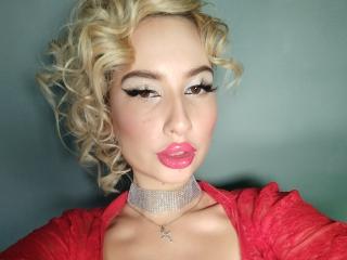 ElzaKom - Live sexe cam - 18560282